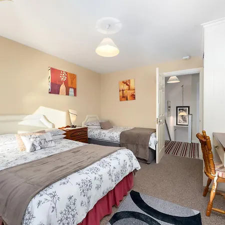 Holiday home 206 - *