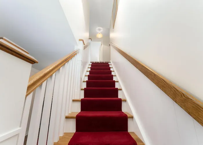 Дом отдыха 206 -